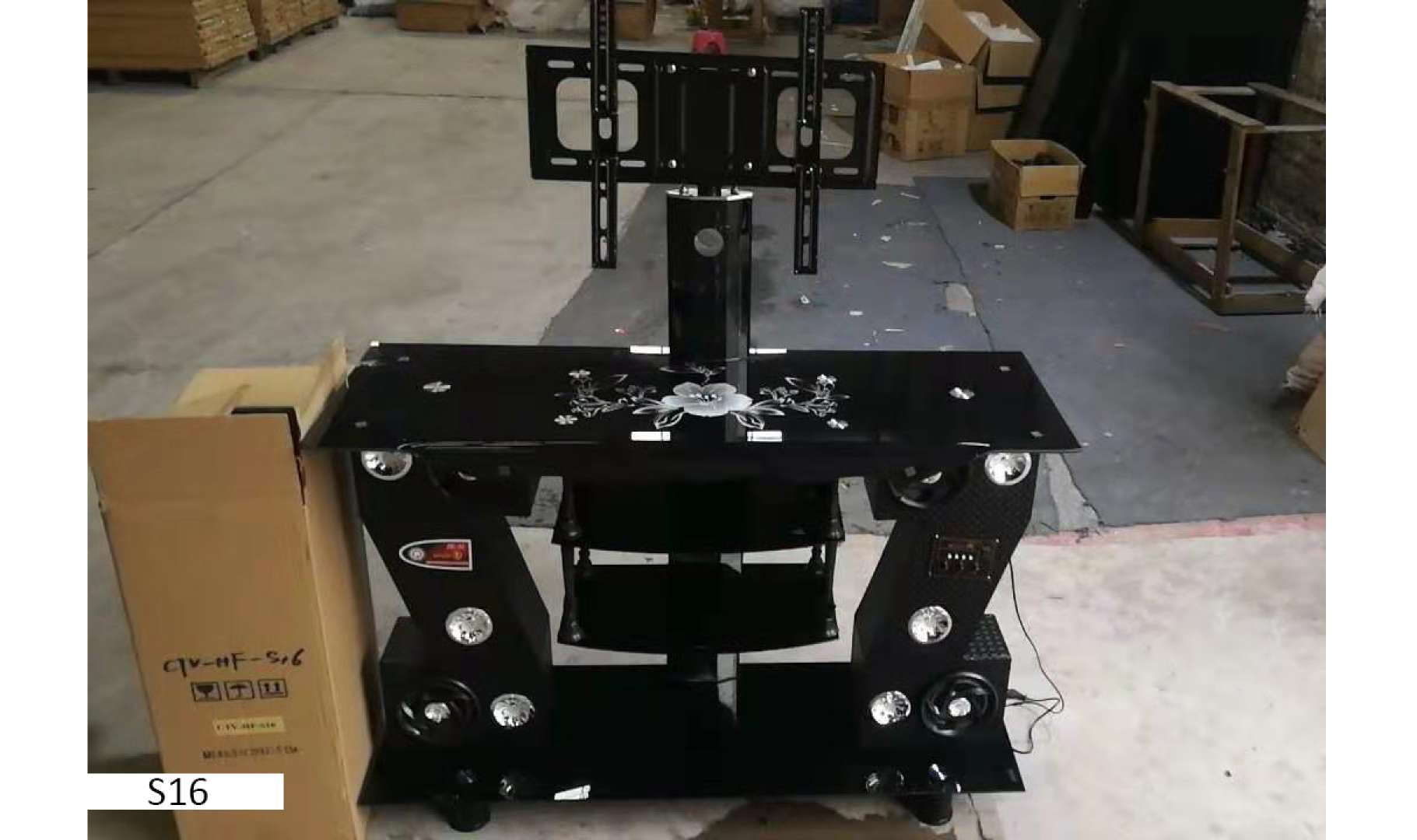 TABLE TV AVEC BAFFLES S16#